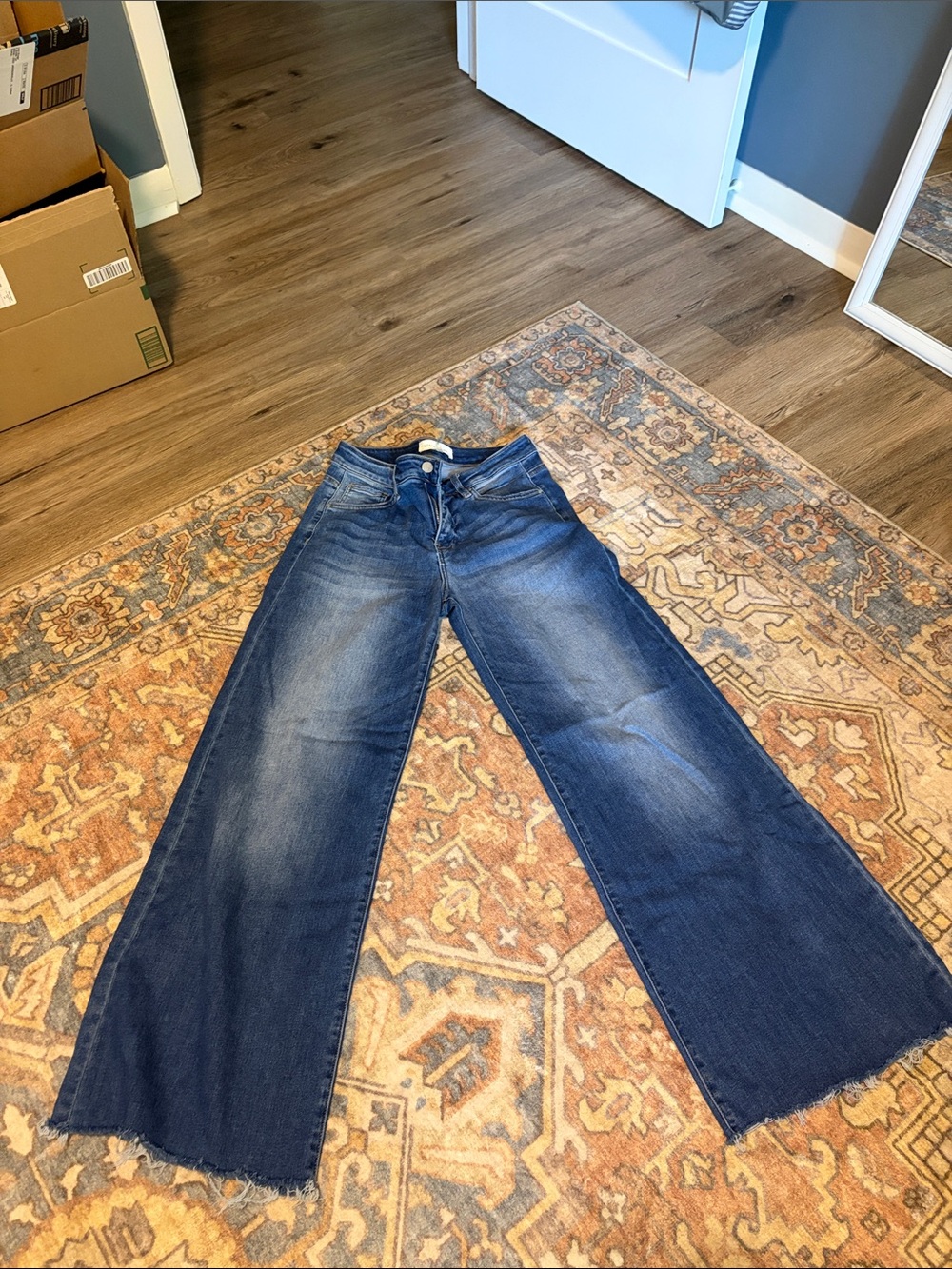 Risen Wide Leg High-Rise Women’s Jeans in Dark Blue size 7/28